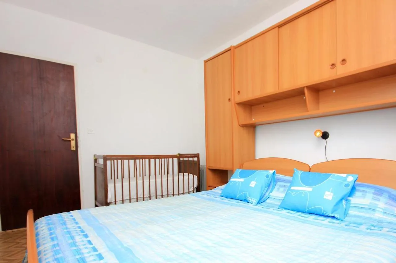 Apartment Zman 887A